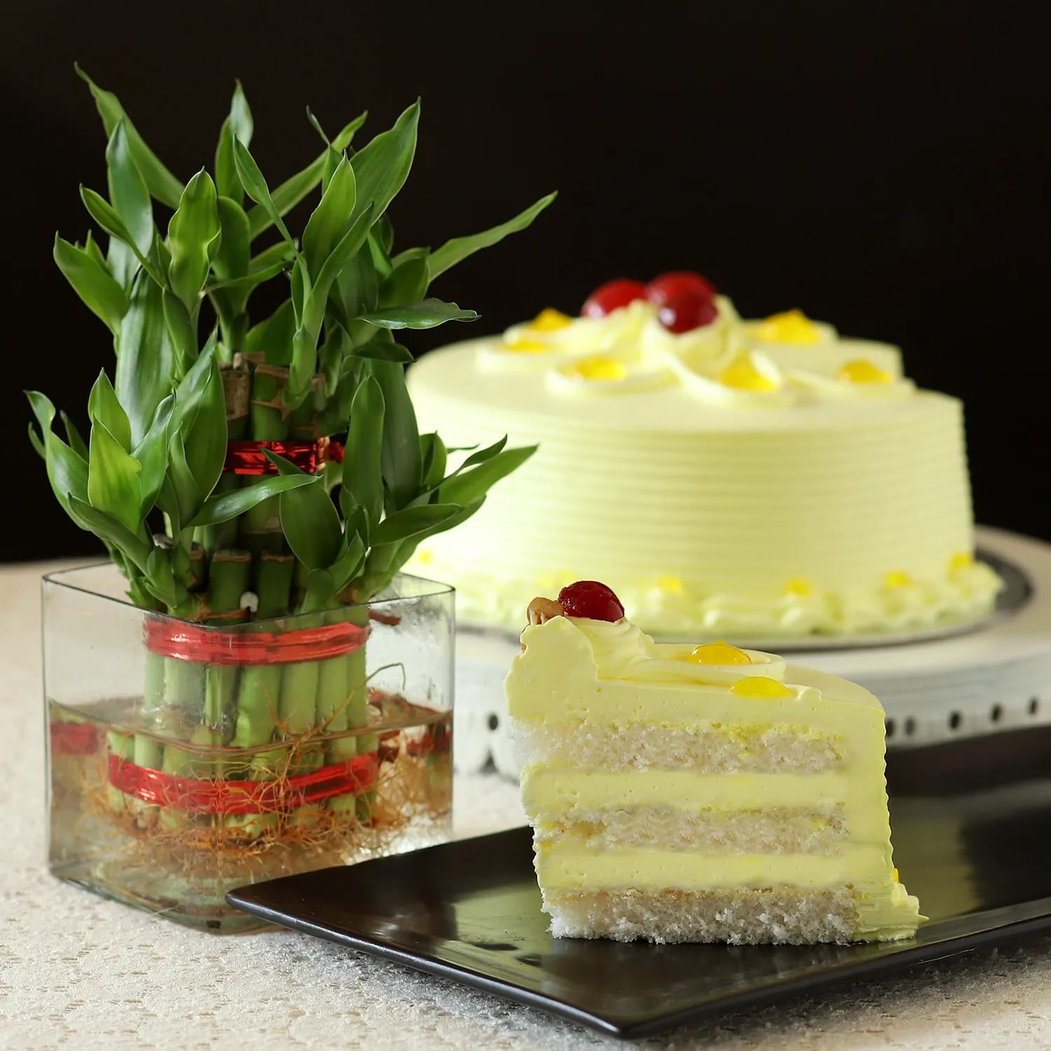 Pineapple cake with 3 layer Bamboo plant