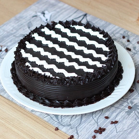 Glossy Chocolate cake