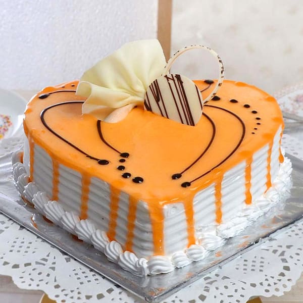 Butterscotch Heart Shape Cake