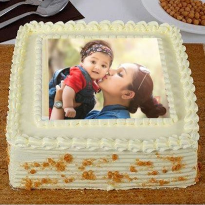 Crunchy Butterscotch Photo Cake