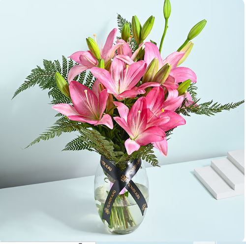 Arrangement of 6 Pink Lilies