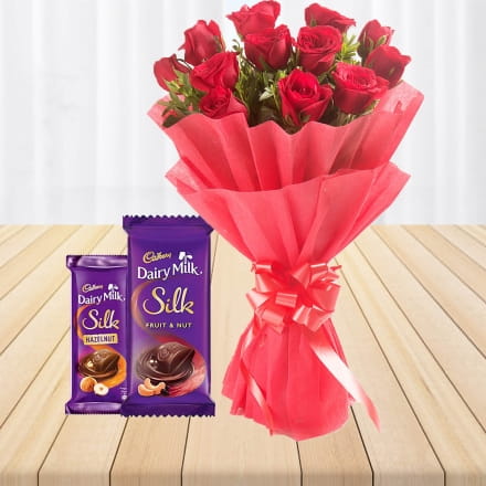 Roses Bouquet with Dairy Milk Silk