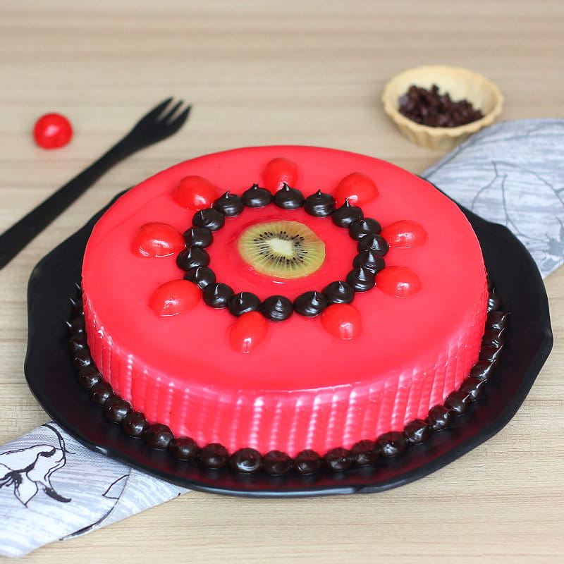 Amazing Strawberry Cake