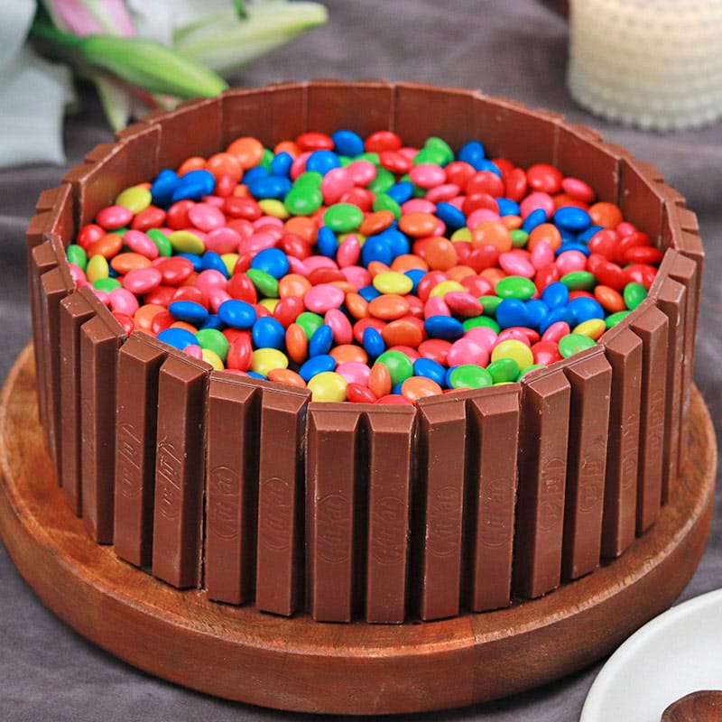 Kitkat Gems Cake